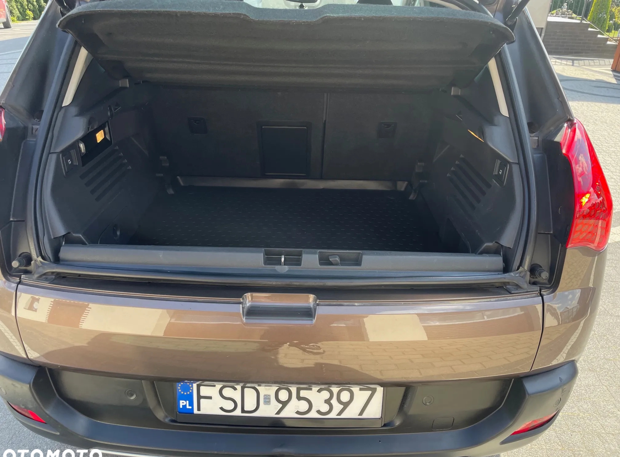 Peugeot 3008 cena 29999 przebieg: 216000, rok produkcji 2013 z Drezdenko małe 106